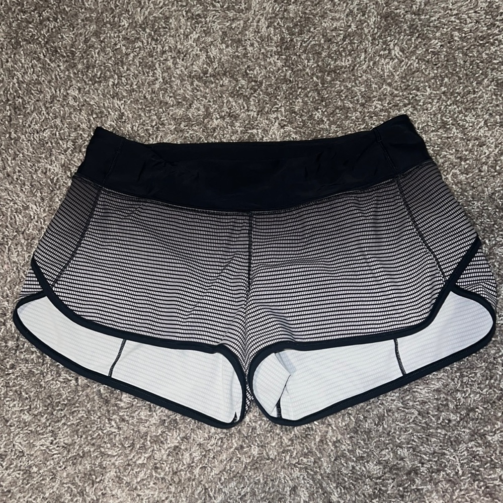 Lululemon speed up short